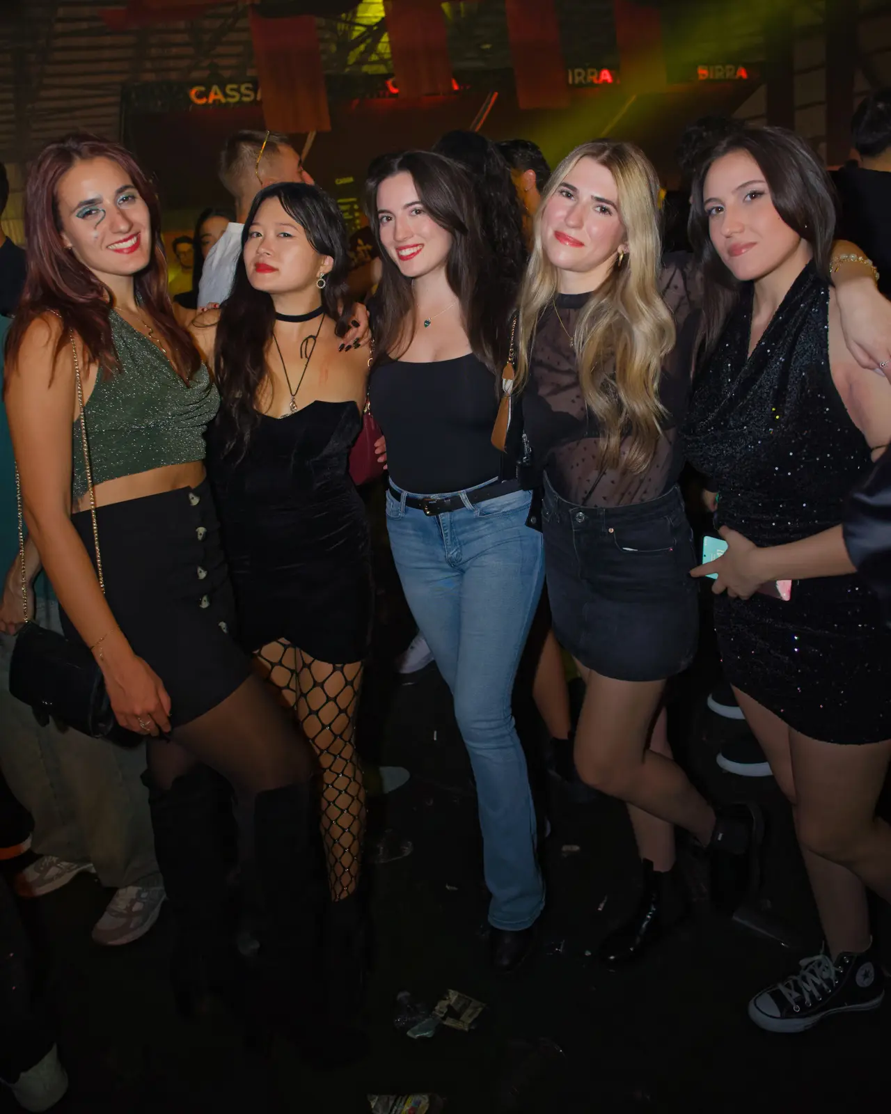 Un gruppo di amiche durante il festival